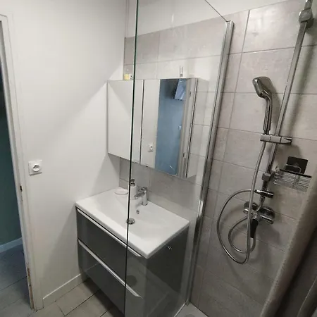 Petit Cocon Baigne De Lumiere *